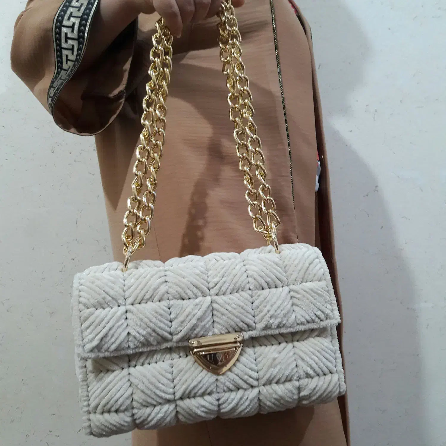 کیف مخملی  با هر رنگ و سایر انجام میدم|کیف، کفش، کمربند|شوش, |دیوار