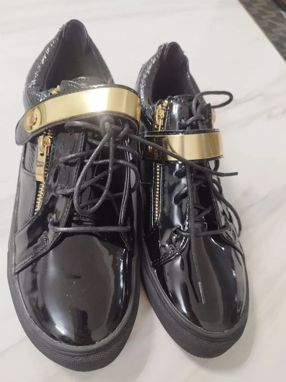 کفش زنانه مشکی براق بندی|کیف، کفش، کمربند|قم, محمد آباد|دیوار