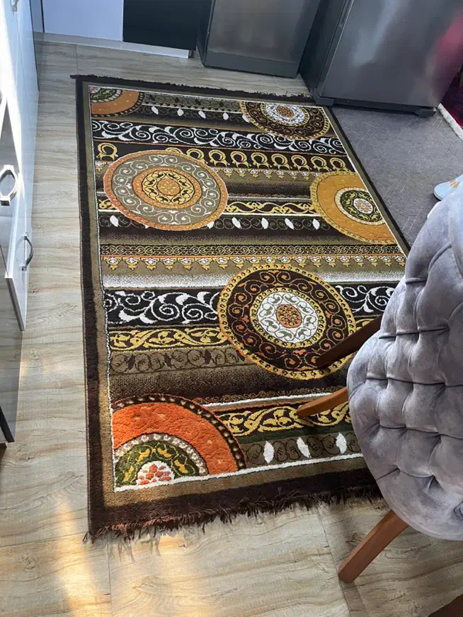 فرش ۴ متری درحد نو سالم|فرش|رشت, دیانتی|دیوار