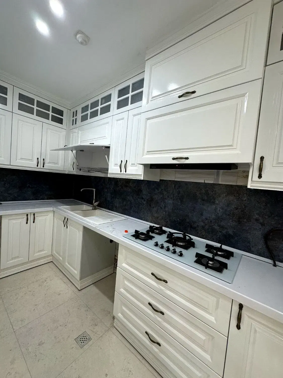 آپارتمان ۱۲۰ متری صفر و سنددار خیابان نور|فروش آپارتمان|نیشابور, شهرک ولیعصر|دیوار