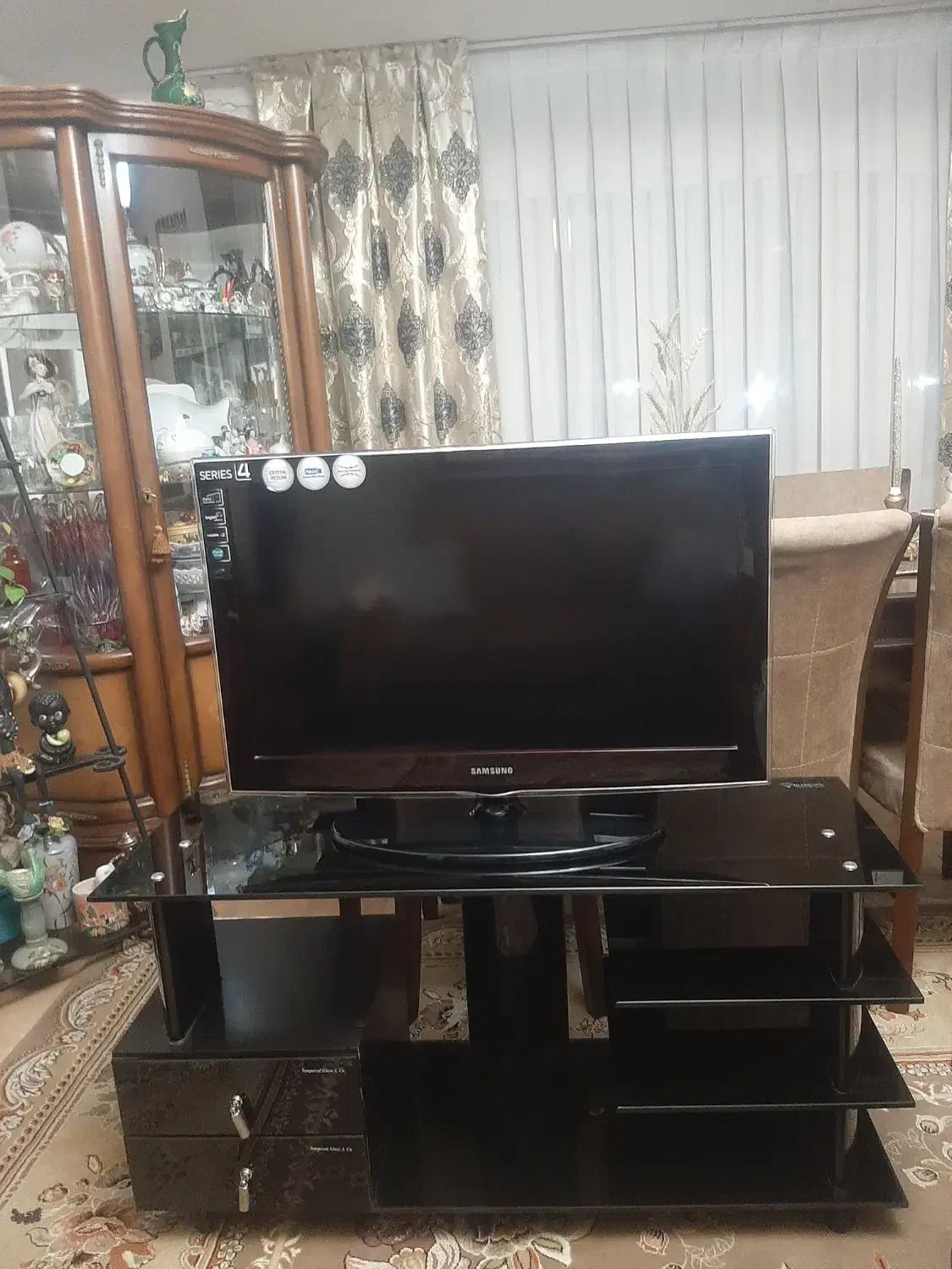 تلویزیون ۳۲ اینچ سامسونگ سری ۴ ال سی دی|تلویزیون و پروژکتور|پرند, فاز ۵|دیوار