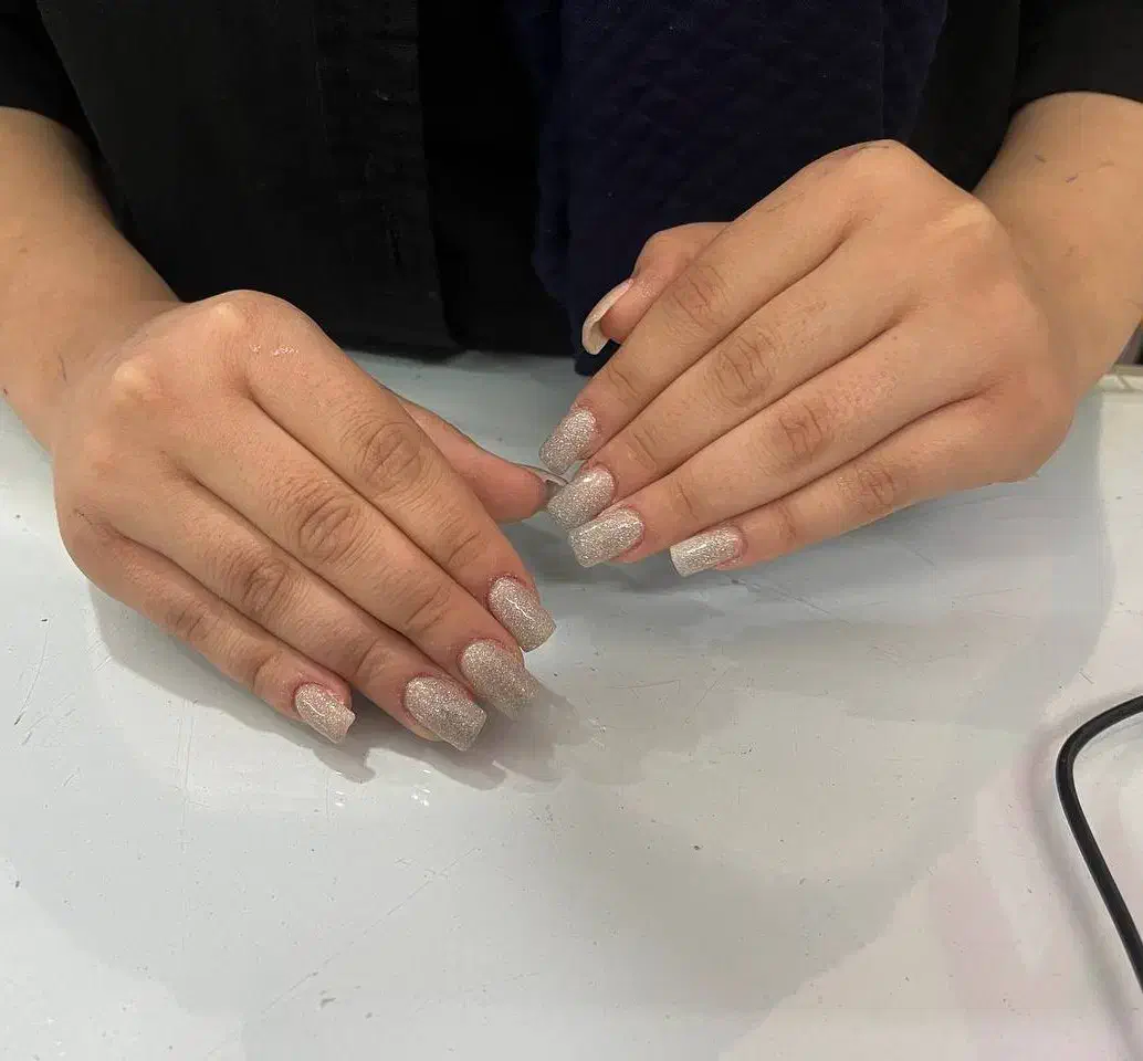 خدمات آرایشگری وزیبایی|خدمات آرایشگری و زیبایی|کرمانشاه, |دیوار