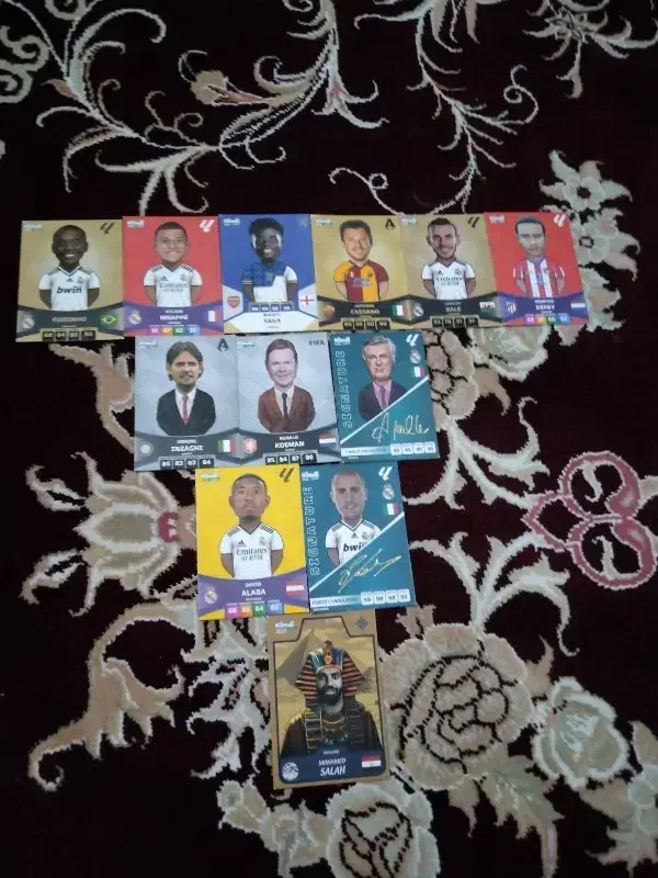 کیمدی 12عدد قیمت مقطوع مشتری واقعی پیام بدهد 500|کلکسیون و سرگرمی|پارسآباد, |دیوار