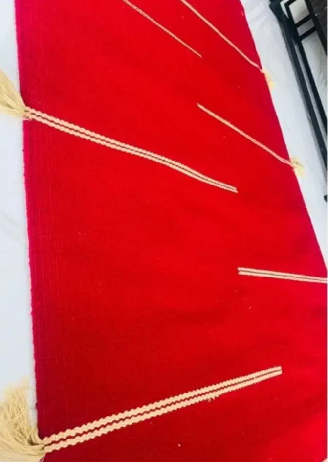 گلیم مدرن پشمی قرمز|گلیم، جاجیم، گبه|بروجرد, |دیوار