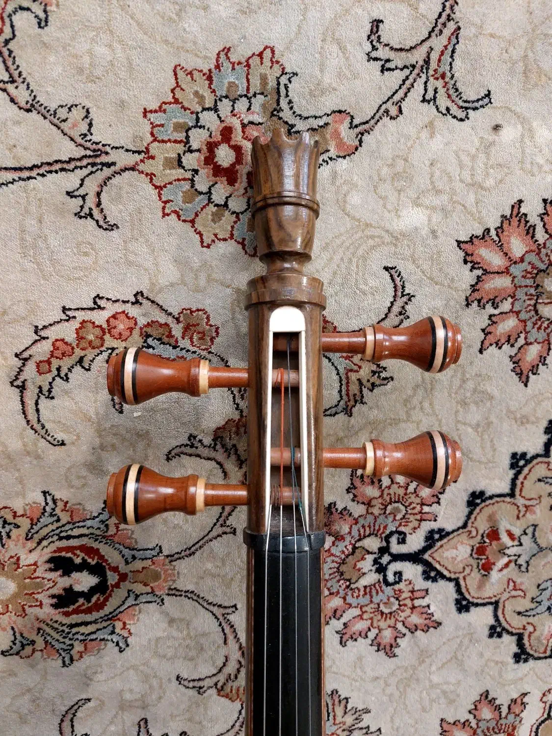 کمانچه|سازهای سنتی|اراک, |دیوار