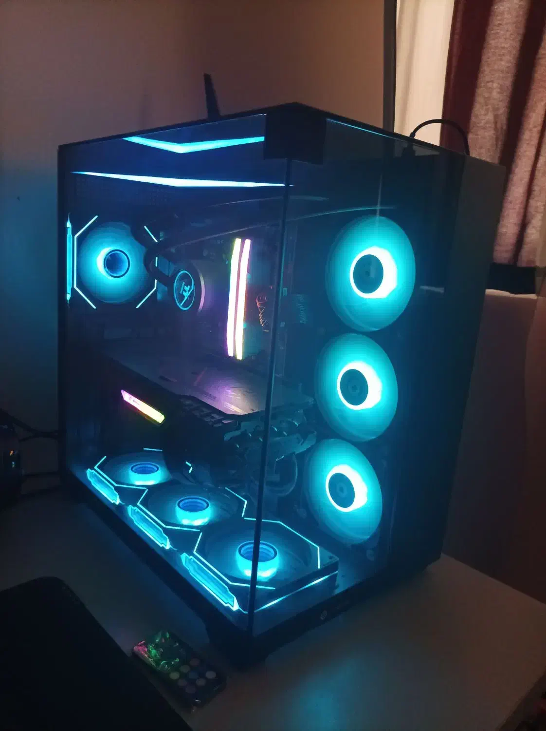 کیس گیمینگ ، طراحی فوق العاده قوی|رایانه رومیزی|تهران, شهرک شریعتی|دیوار