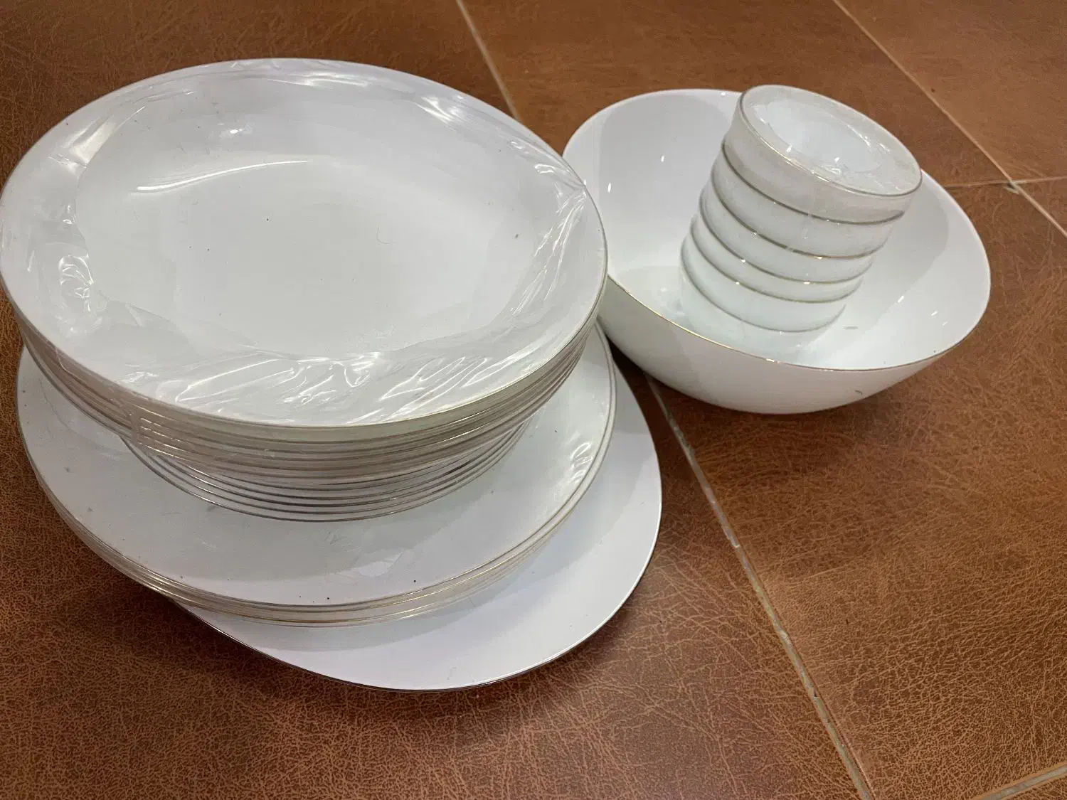 ظروف خانگی|ظروف سرو و پذیرایی|لنگرود, |دیوار