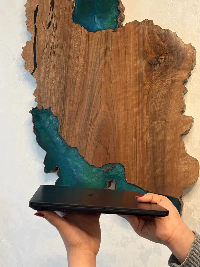 سرفیس لپتاپ۱۵اینچ رم۳۲ گیگ یک ترابایت نسل بالا|رایانه همراه|تهران, فاطمی|دیوار