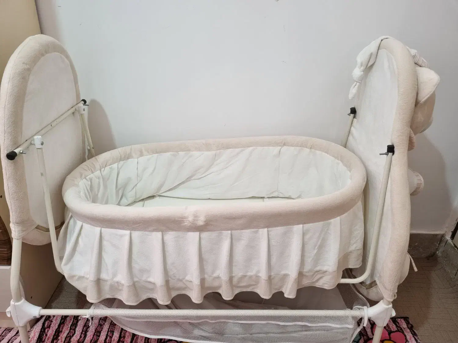 گهواره عروسکی|اسباب و اثاث بچه|نیریز, |دیوار