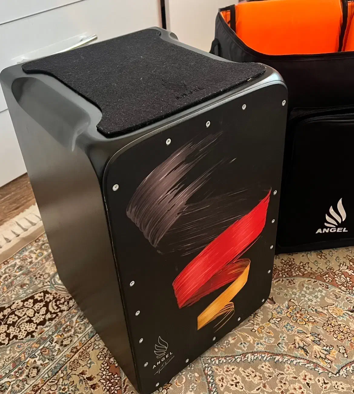 سازکوبه ای کاخن|درام و پرکاشن|لنجان, |دیوار