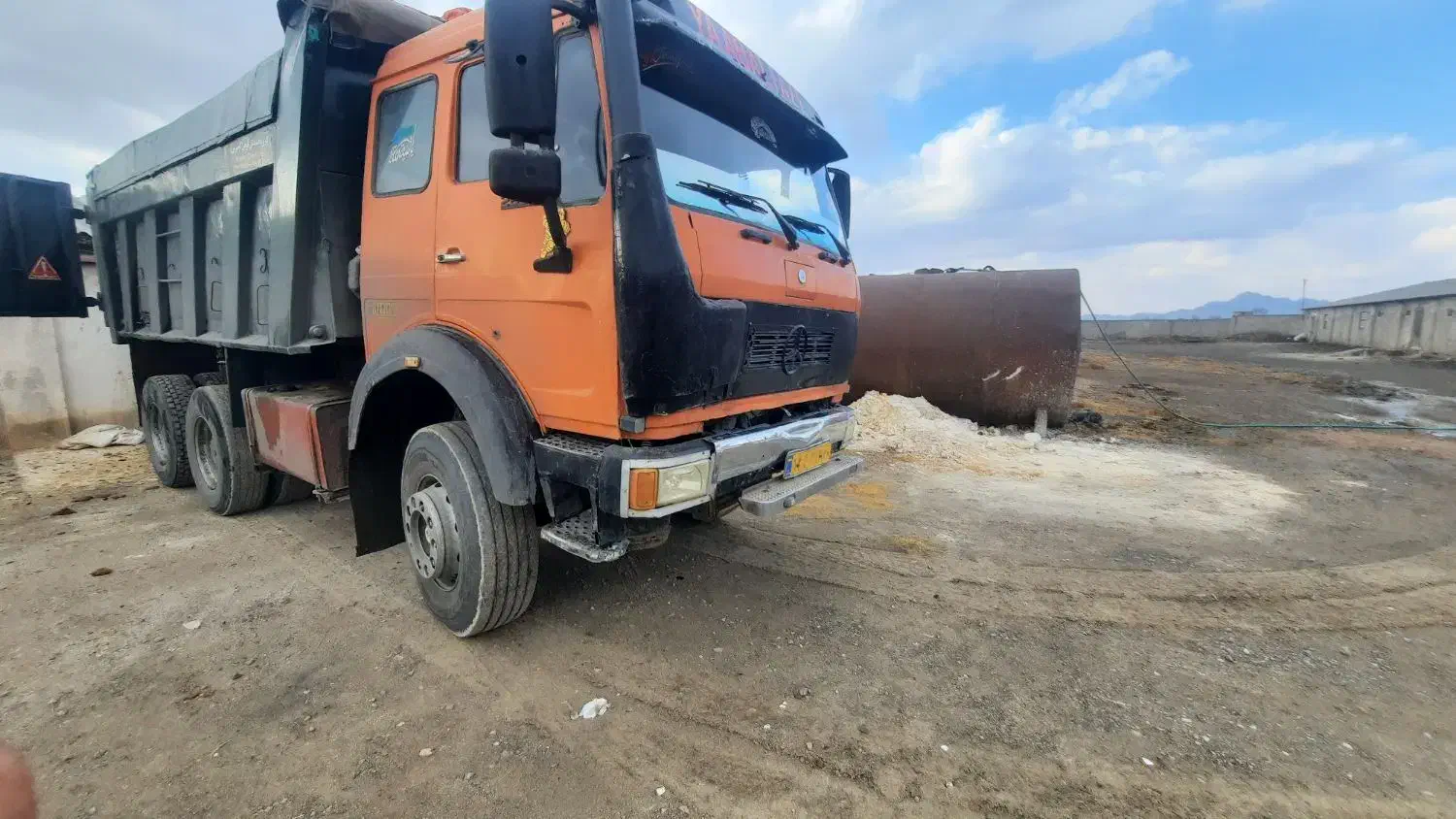 کامیون کمپرسی بنز ۵۴ زیر مایلربنز|خودرو سنگین|تربتحیدریه, فرمانداری|دیوار