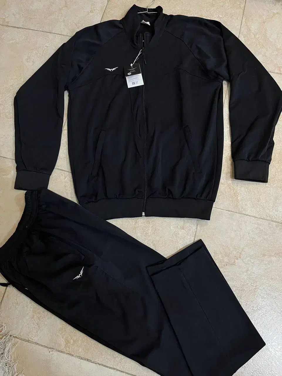 حراج لباسهای ورزشی|تجهیزات ورزشی|خرمآباد, |دیوار