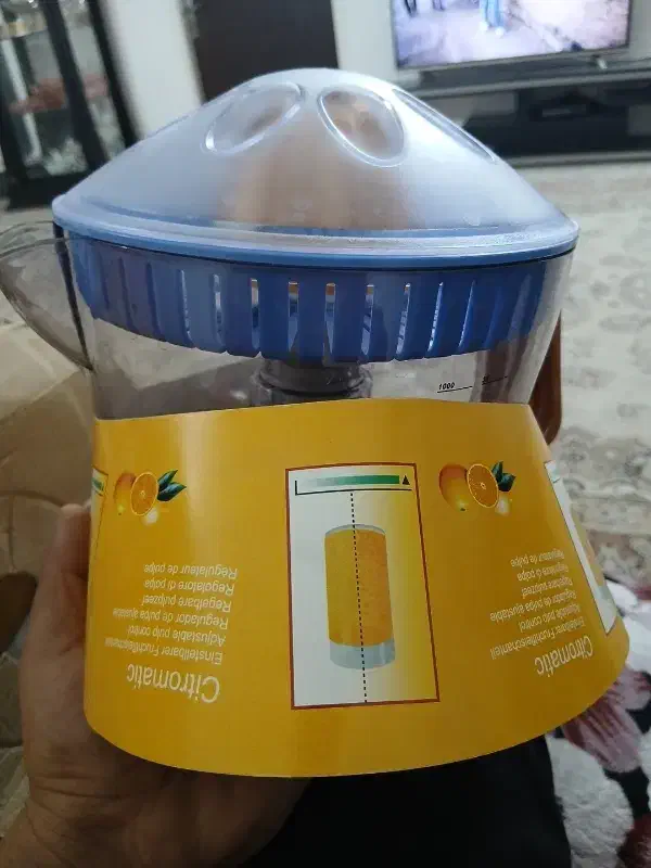 یک عدد آب مرکبات گیری نو|آبمیوه‌گیر و آب‌مرکبات‌گیر|یزد, |دیوار