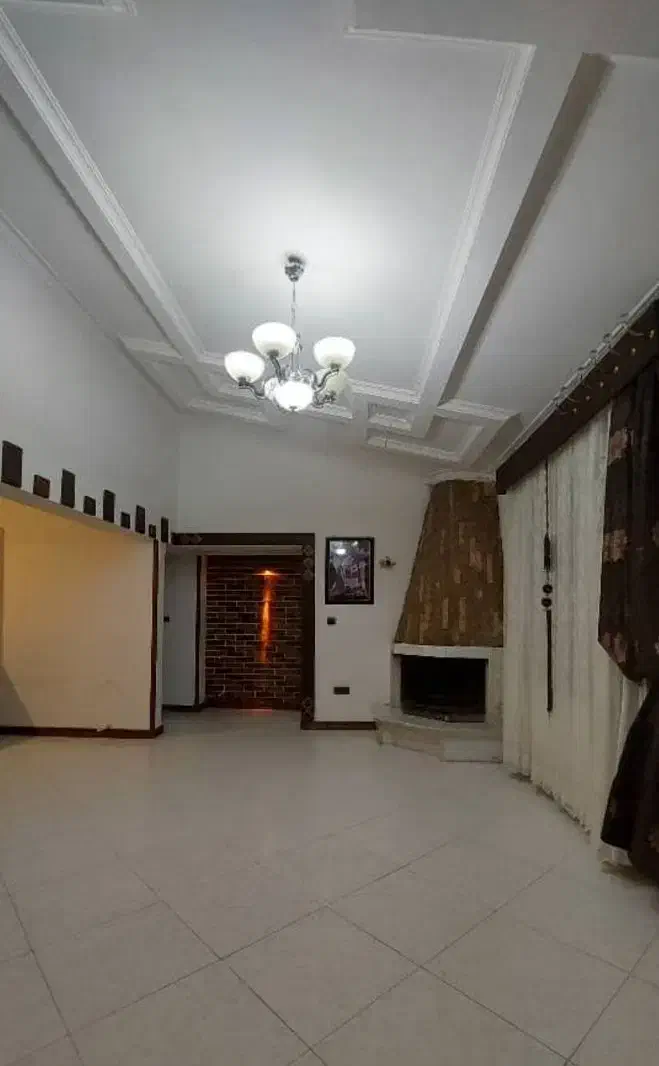 واحد ۱۲۰ متری/ دو خواب /۷۰۰متر حیاط|اجارهٔ آپارتمان|کلاردشت, |دیوار