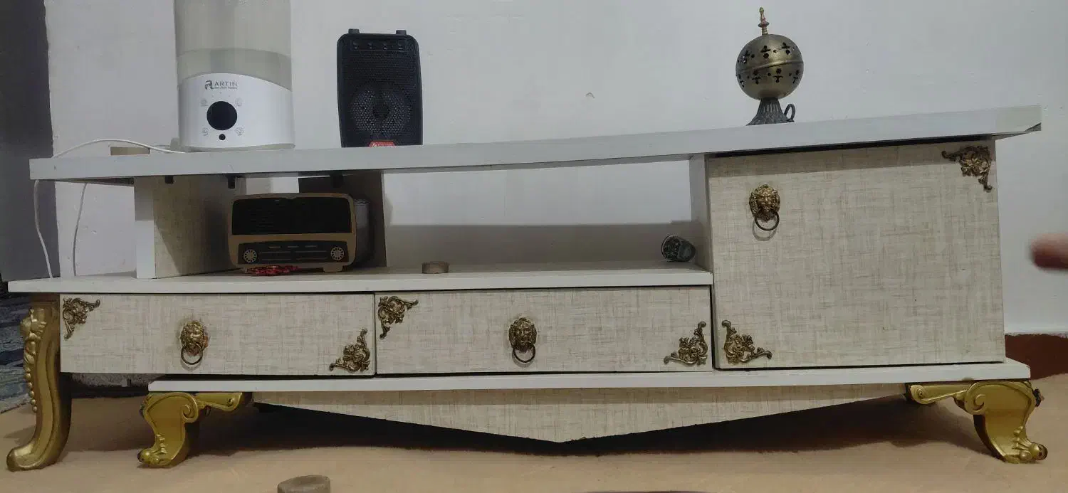 میزتلوزیون چوبی نو وتمیزسلطنتی|میز تلویزیون|اهواز, کمپلو جنوبی|دیوار