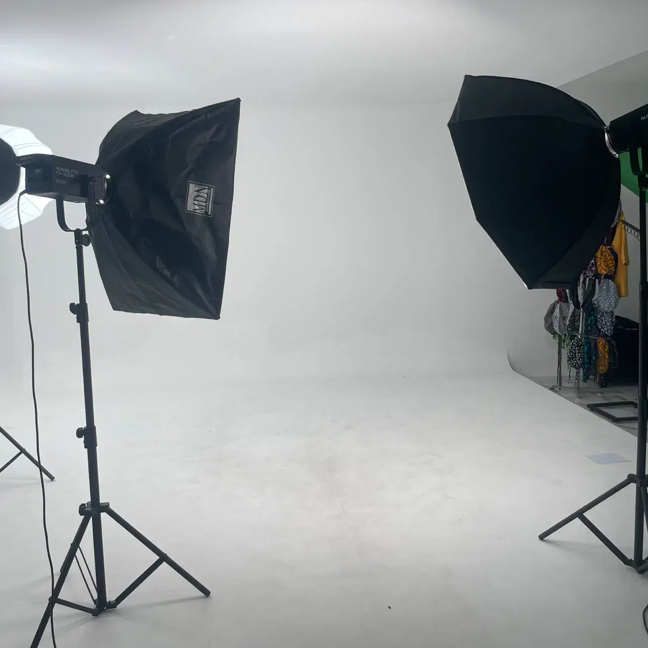 استخدام ادمین تولید محتوا خانم (تمام وقت)|استخدام هنری و رسانه|رشت, بوسار|دیوار