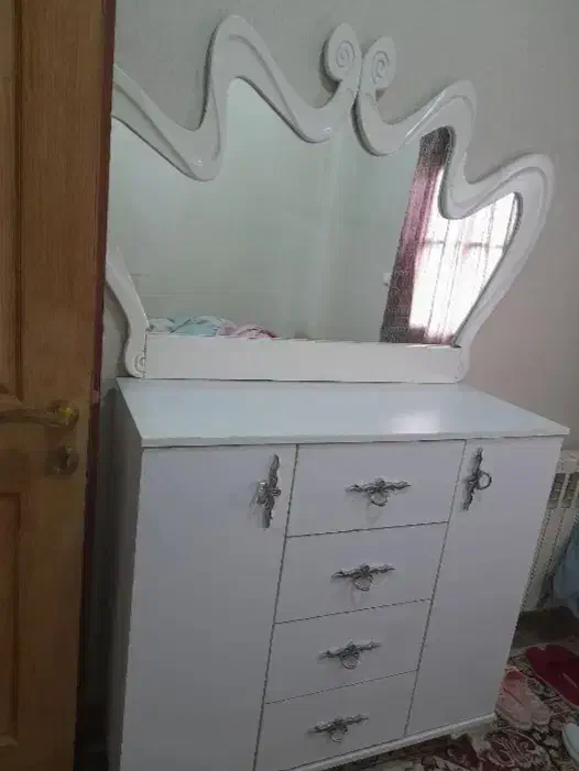 میز آرایشی  ( دِراوِر )|جاکفشی، کمد، دراور|آستارا, |دیوار