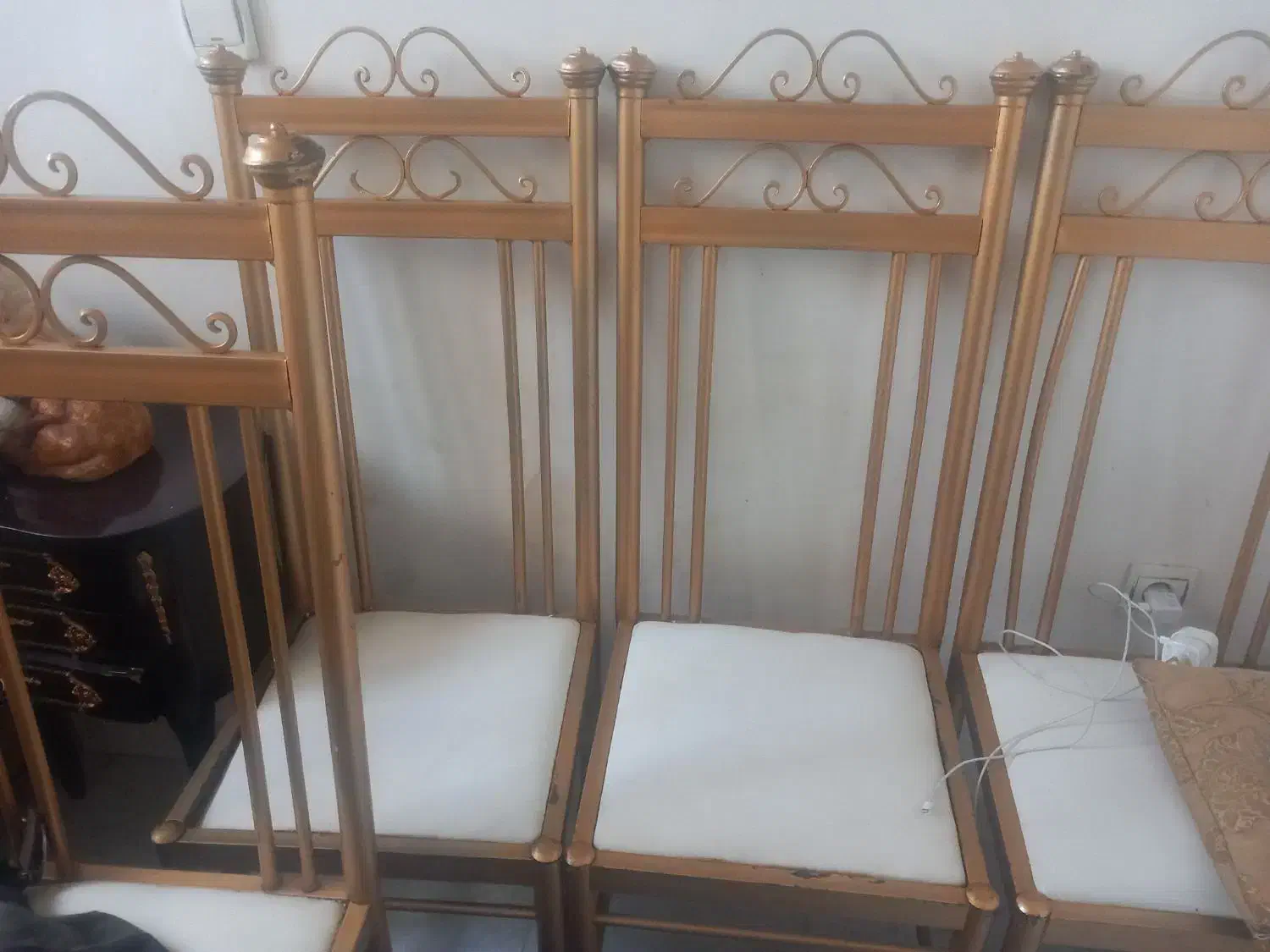 صندلی 4عدد کاملا سالم در حد نو|صندلی و نیمکت|ارومیه, |دیوار