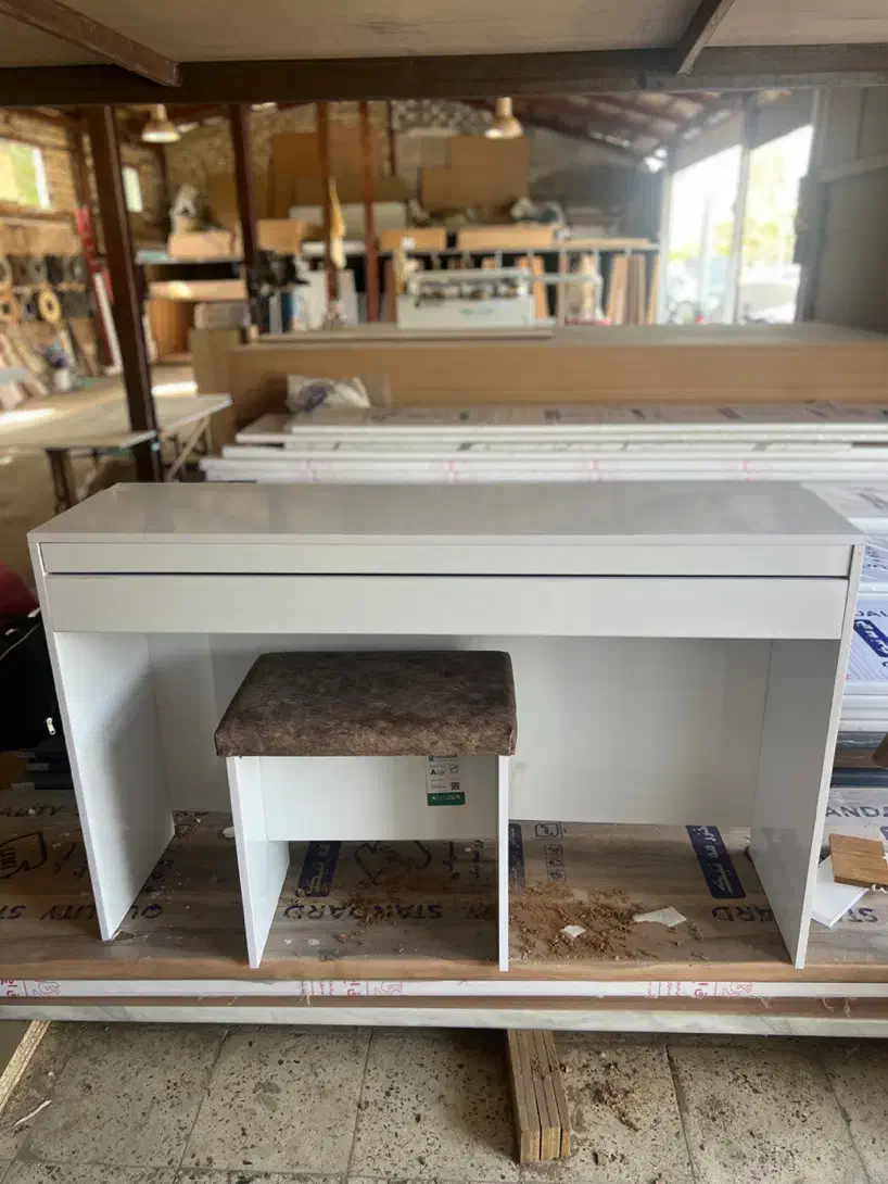 میز پیانو در دار|پیانو، کیبورد، آکاردئون|لاهیجان, کوی زمانی|دیوار