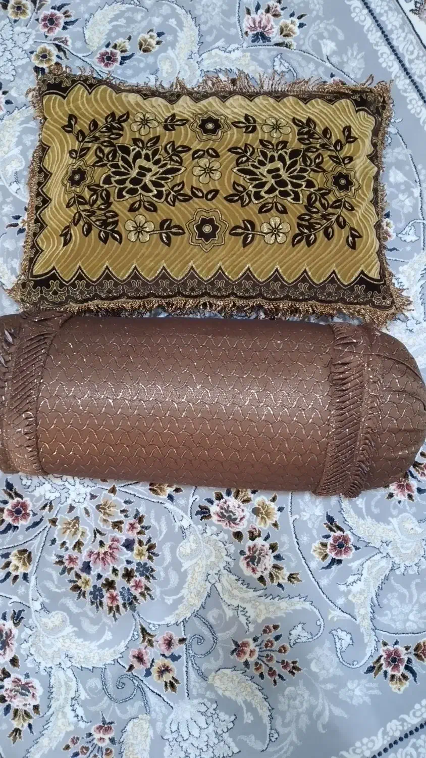 برگ بالش۲۴ عدد|رختخواب، بالش، پتو|جوانرود, |دیوار