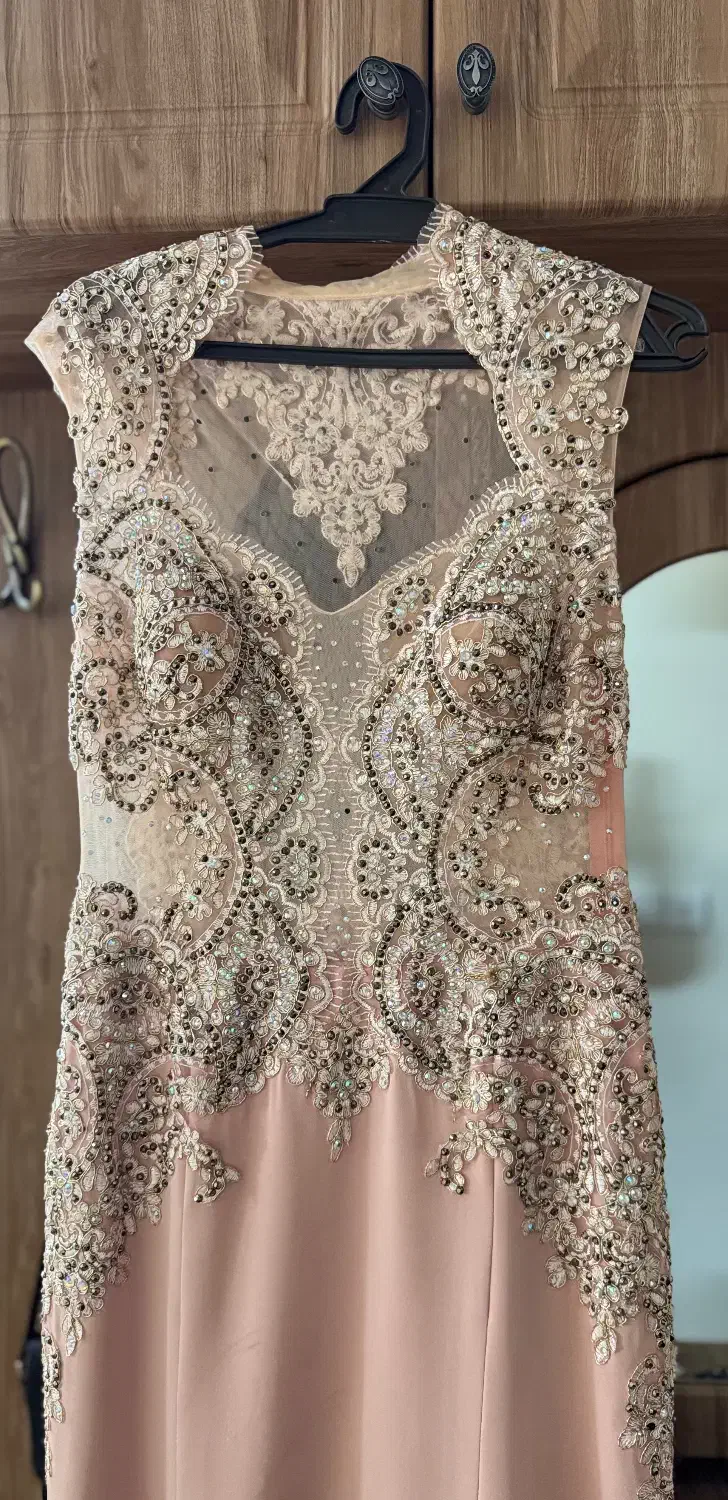 پیراهن مجلسی نگین کاری دنباله دار سایز ۴۴|لباس|سمنان, |دیوار