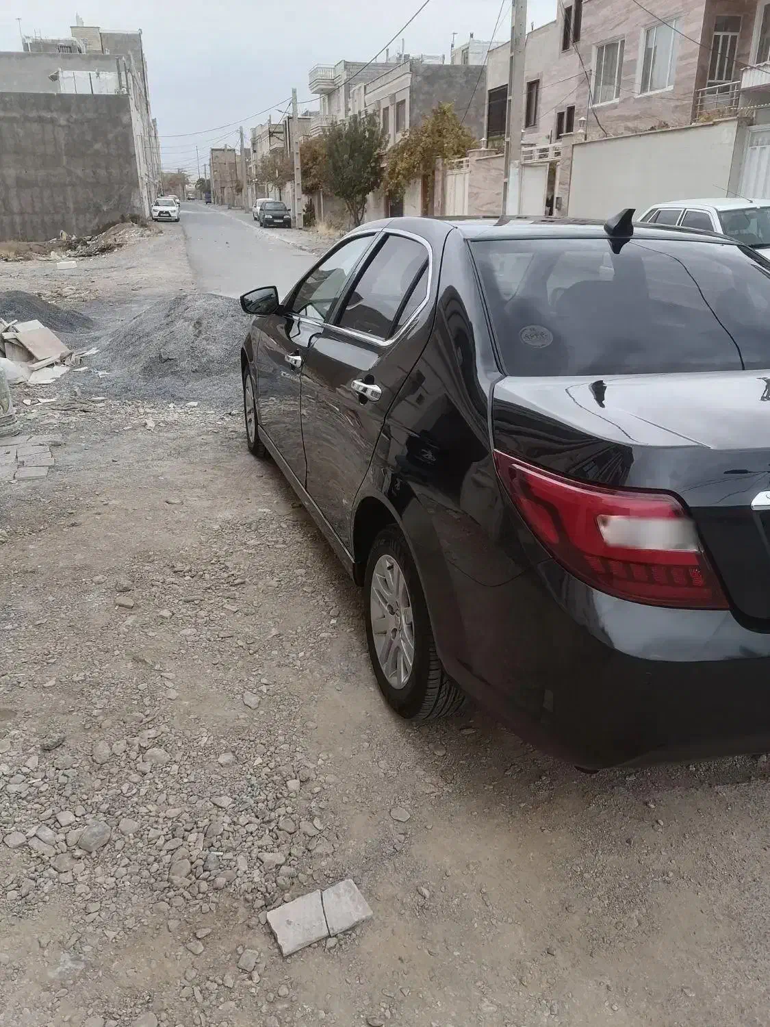 دنا پلاس مدل 1400|خودرو سواری و وانت|خمین, |دیوار