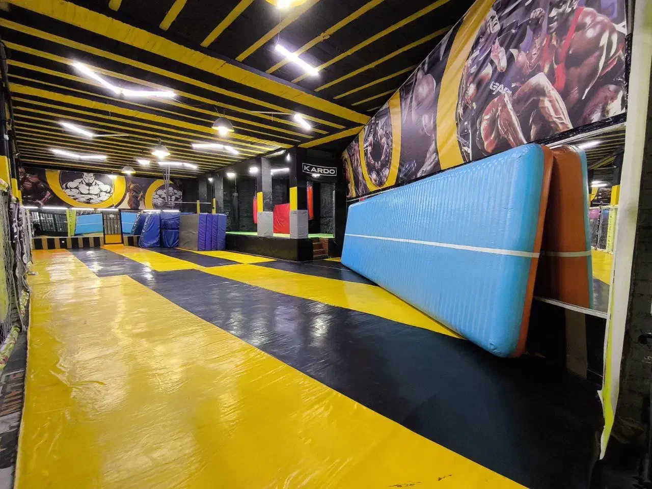 باشگاه ، سالن رزمی آقایان|خدمات آموزشی|اصفهان, صدف|دیوار