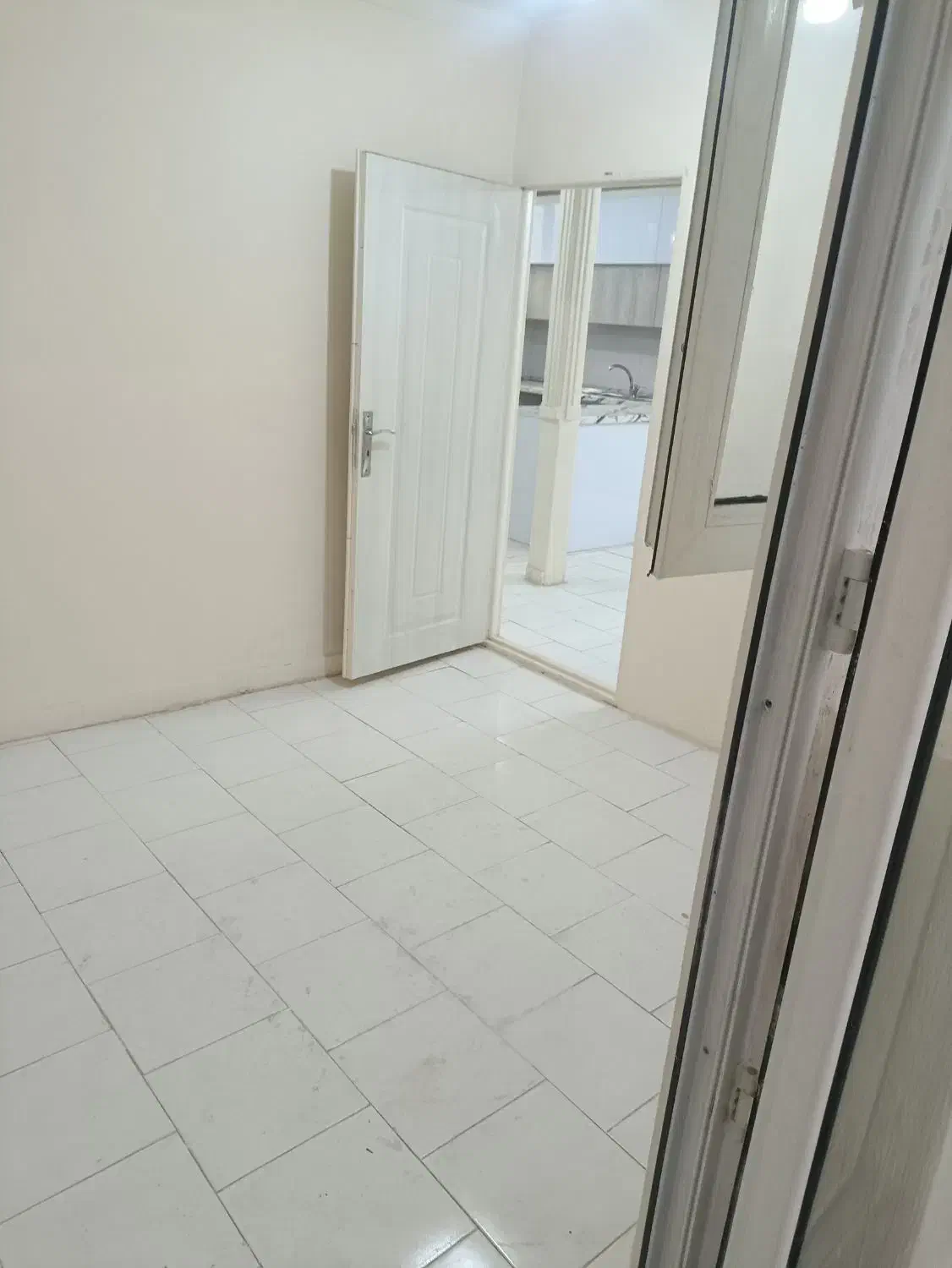 اجاره واحد73متری زیرهمکف بازسازی شده در اسکندری