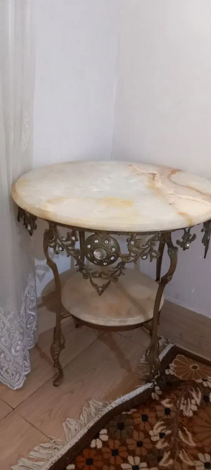 میز برنز|میز تلفن|میانه, |دیوار