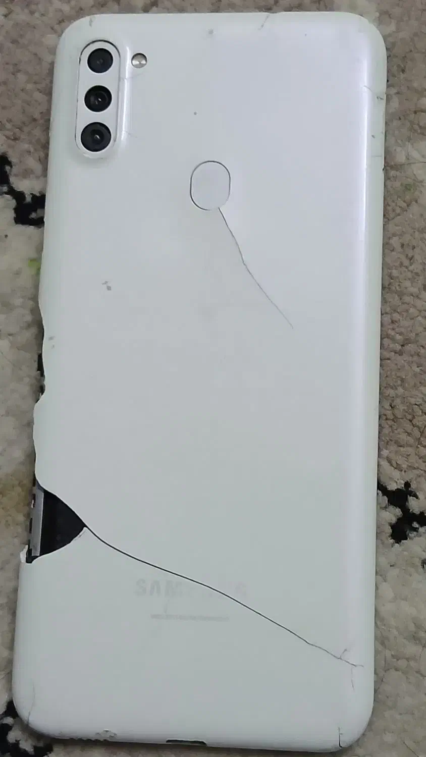 گوشی|موبایل|بستان آباد, |دیوار