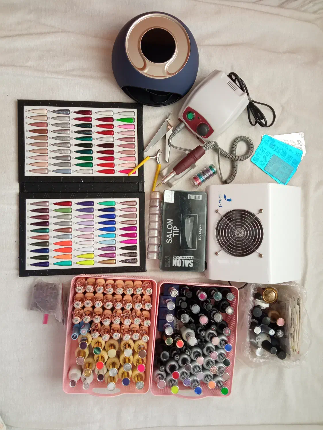 پک کاشت ناخن در حد نو فقط ۱۲ملیون با ۸۶عدد لاک ژل|آرایشی، بهداشتی، درمانی|سراب, |دیوار