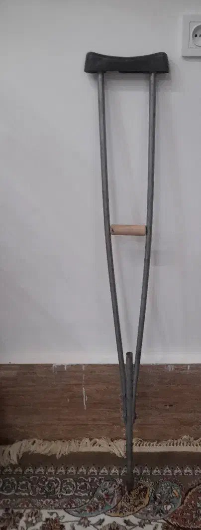 عصا زیر بغلی|آرایشی، بهداشتی، درمانی|شیراز, کوشک میدان|دیوار