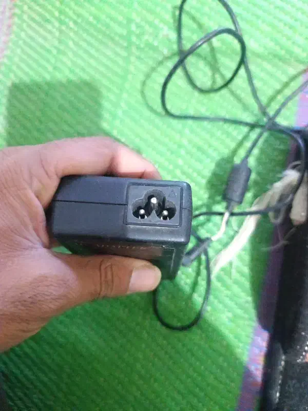 آداپتور اصلی لپ تاپ|قطعات و لوازم جانبی رایانه|زاهدان, |دیوار