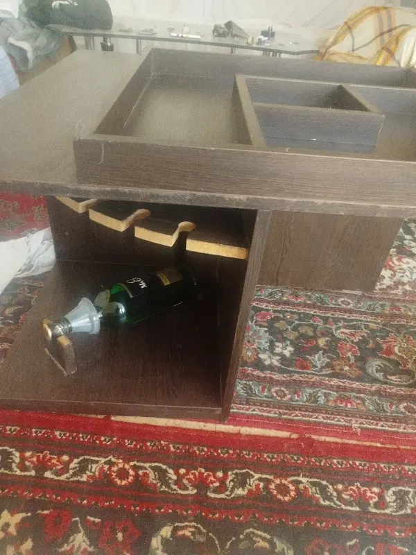 میز بار|میز و صندلی غذاخوری|شیراز, تندگویان|دیوار