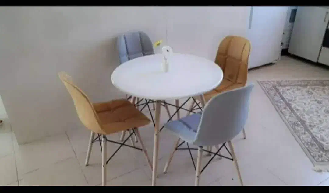 صندلی پایه چوب|میز و صندلی غذاخوری|جیرفت, |دیوار