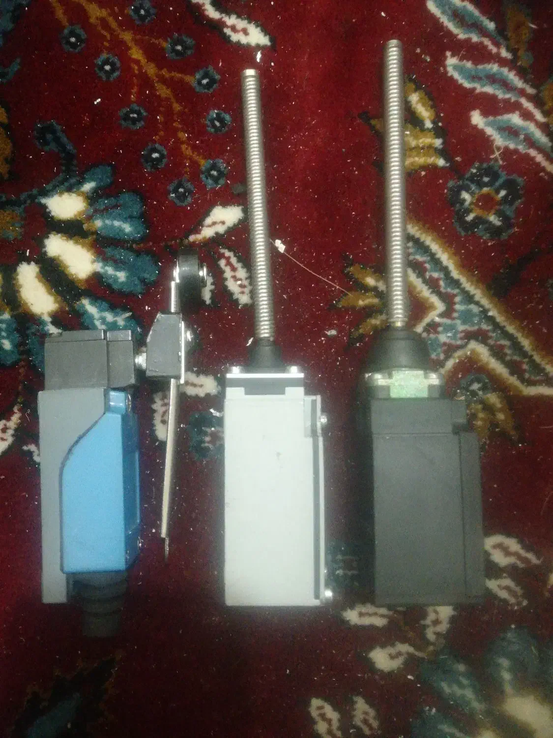 میکروسوئیچ قطع کن|ابزارآلات|قم, دروازه چوبی|دیوار