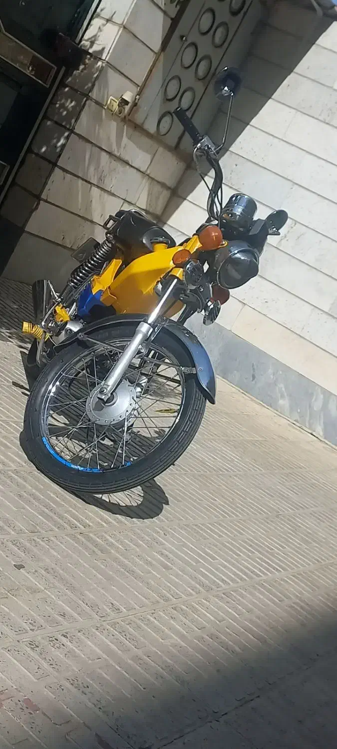 هوندا 70 عروسک|موتورسیکلت|کرج, شهرک شهرداری|دیوار