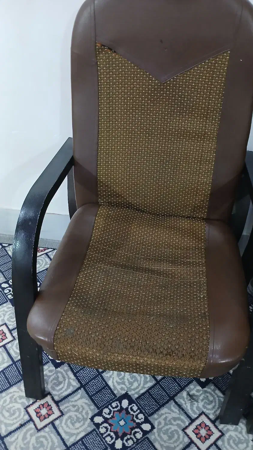 صندلی2عدد|صندلی و نیمکت|بیرجند, |دیوار