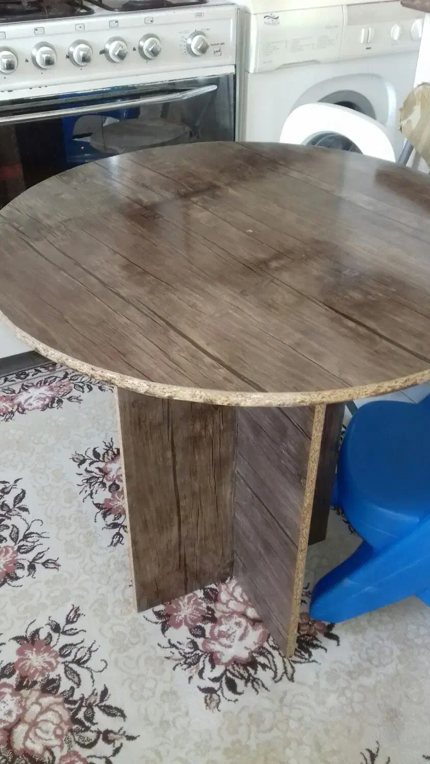 میز|میز و صندلی غذاخوری|نیشابور, مسکن مهر نور|دیوار