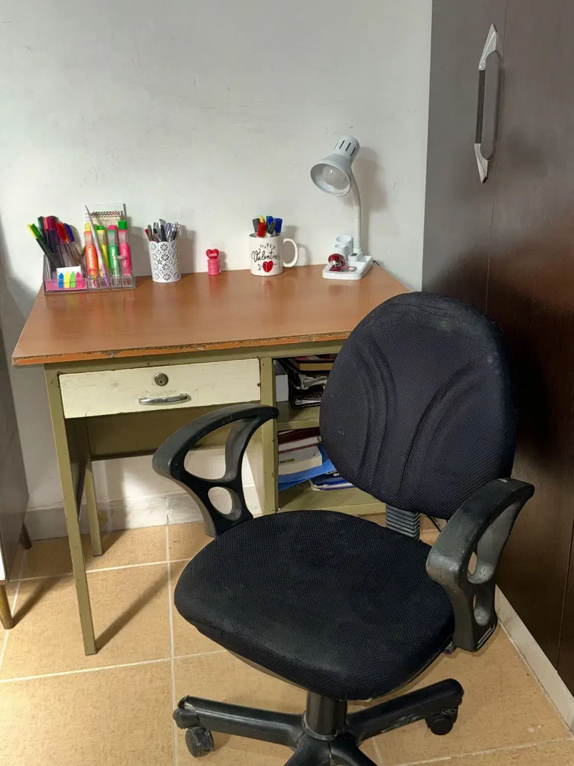 میز مطالعه|میز تحریر و کامپیوتر|شیراز, شهرک گلدشت حافظ‎|دیوار