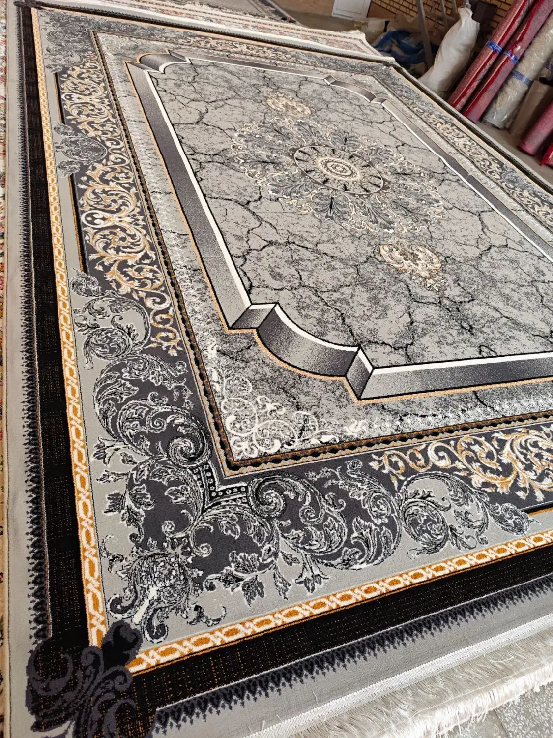 فرش اشرف طلایی|فرش|قدس, شهر‌قدس|دیوار