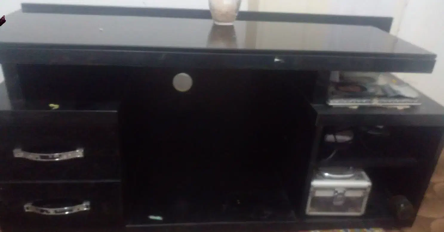 میز‌تلویزیون‌درحد‌نو|میز تلویزیون|مرند, |دیوار