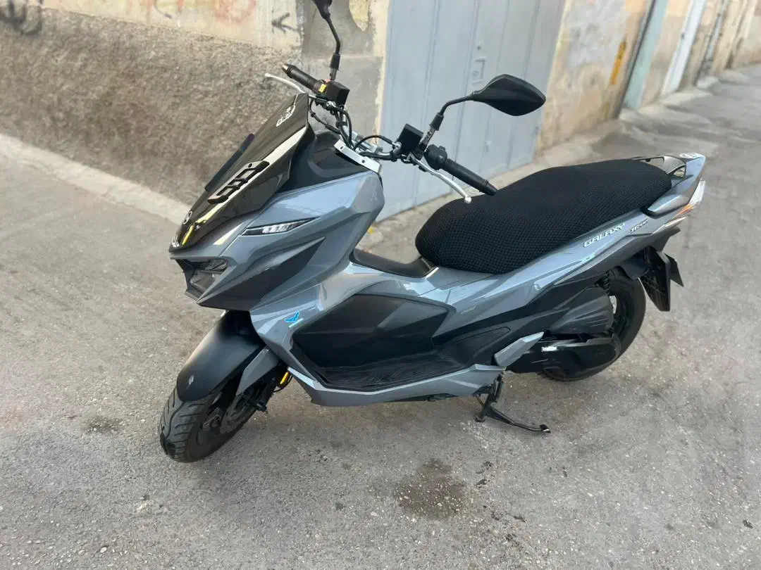 jt200 هوا خنک|موتورسیکلت|شیراز, بالا کفت|دیوار