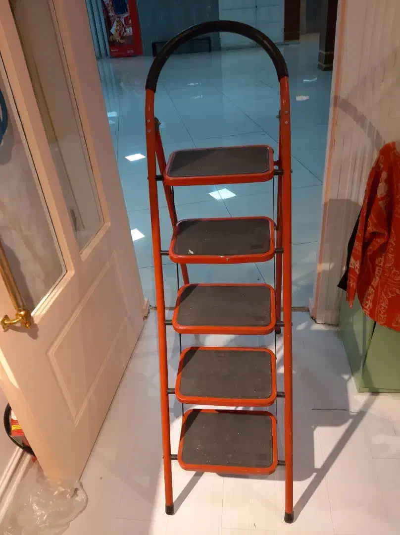 نردبان ۵ پله|ابزارآلات|تهران, ونک|دیوار