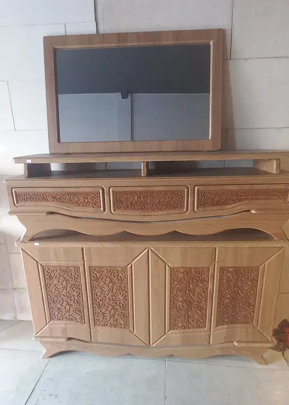 آینه کنسول و میز تی وی|بوفه، ویترین، کنسول|چهاردانگه (تهران), |دیوار