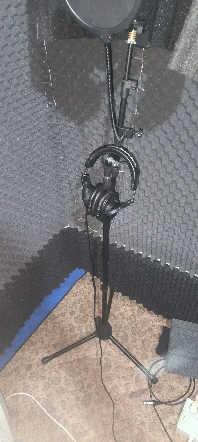 تجهیزات استودیویی ایزولاتور پاپ فیلتر پایه میکروفن|آلات موسیقی|قرچک, شهرک طلائیه|دیوار