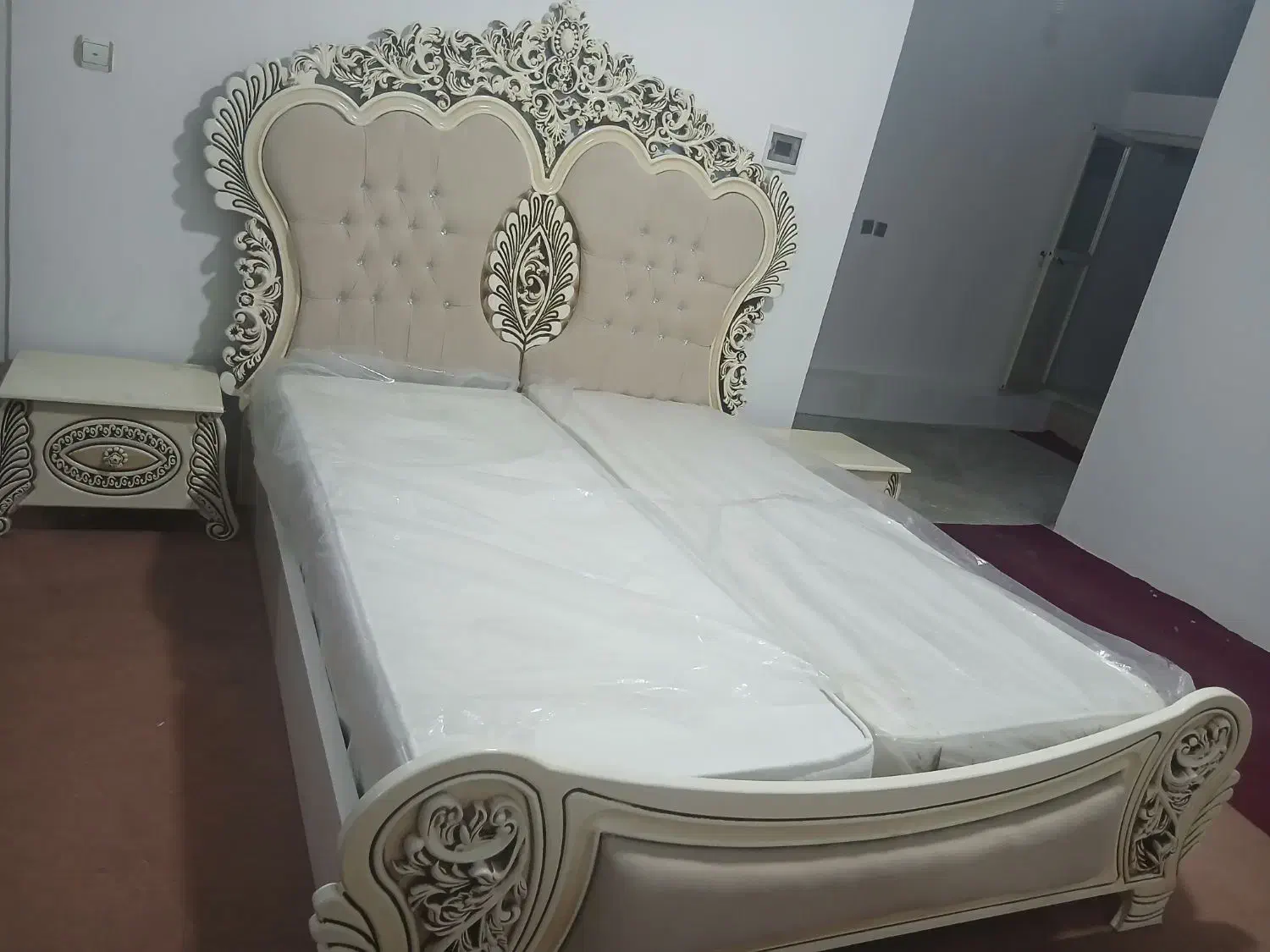 تخت خواب دو نفره|تخت و سرویس خواب|تبریز, |دیوار