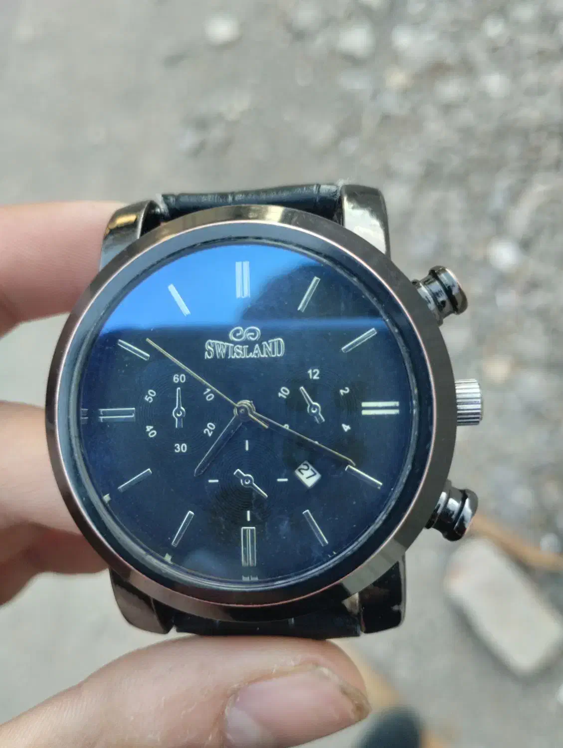 ساعت مچی سالم|ساعت|بم, |دیوار