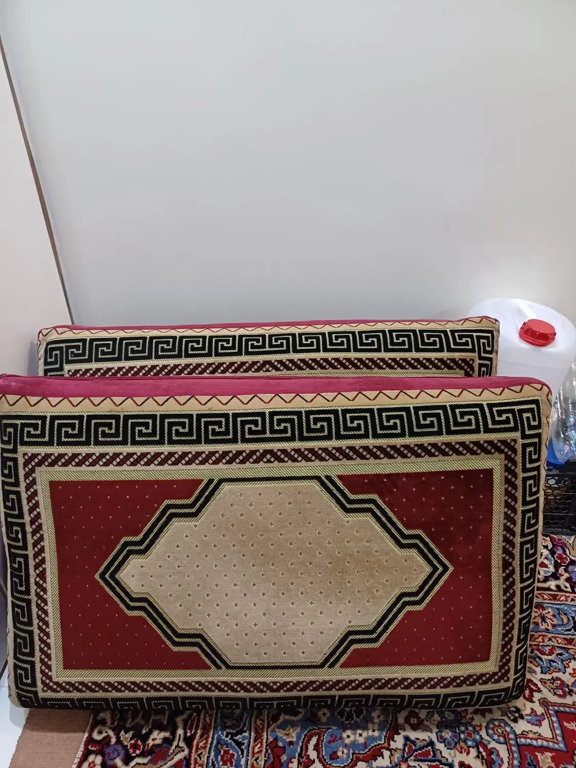 پشتی|پشتی|اهواز, فاز ۲ پادادشهر|دیوار