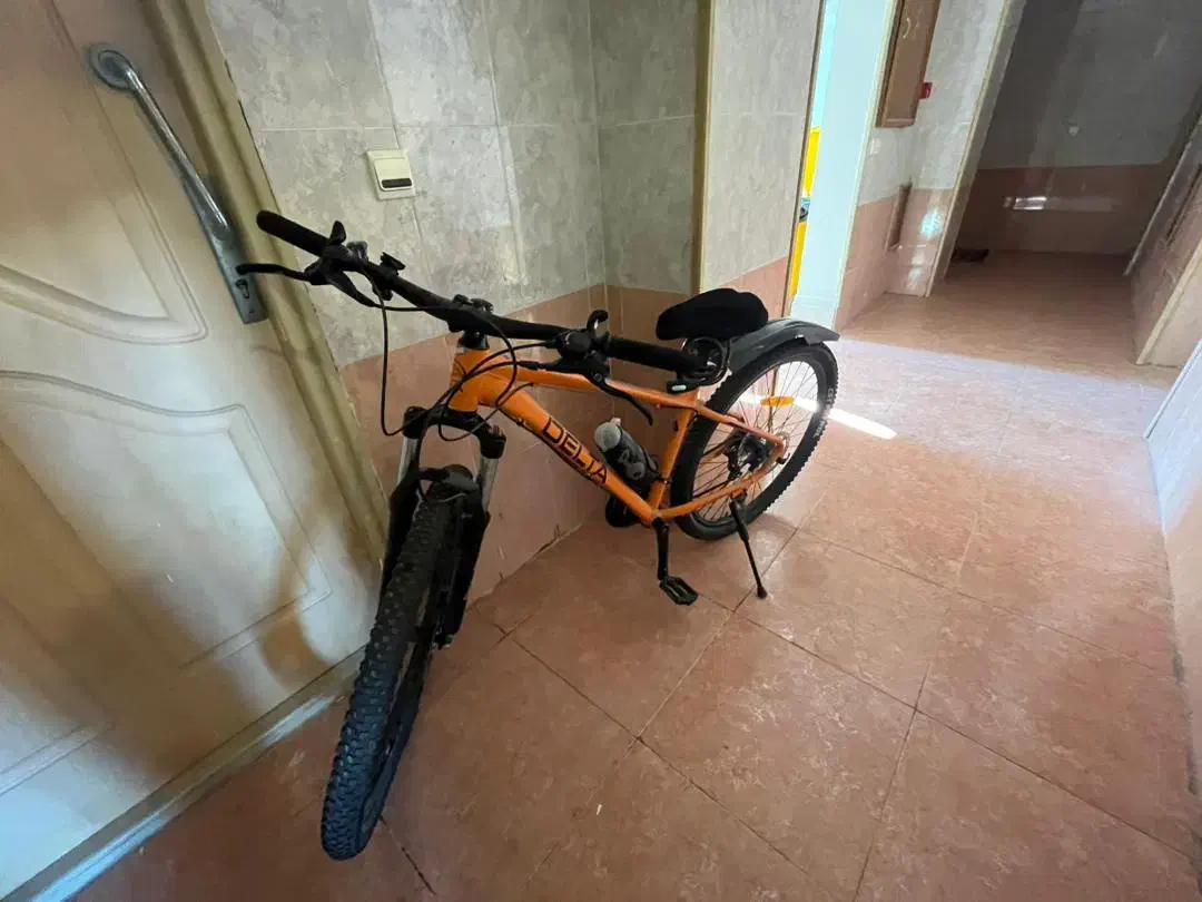 دوچرخه دلتا 26|دوچرخه، اسکیت، اسکوتر|کیش, |دیوار